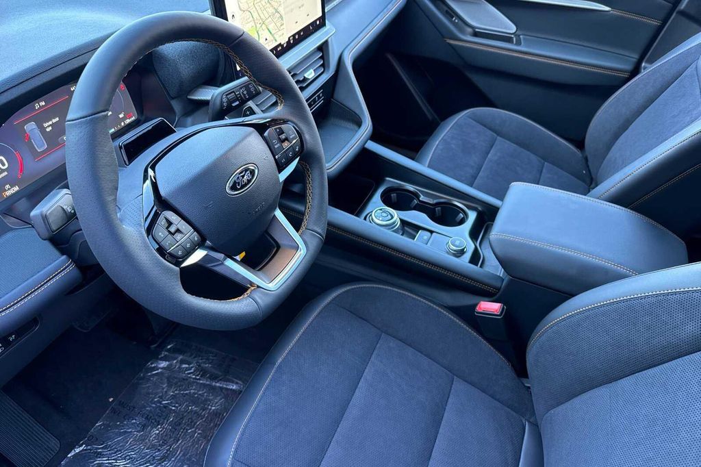 2026 FORD EXPLORER TREMOR photo 7
