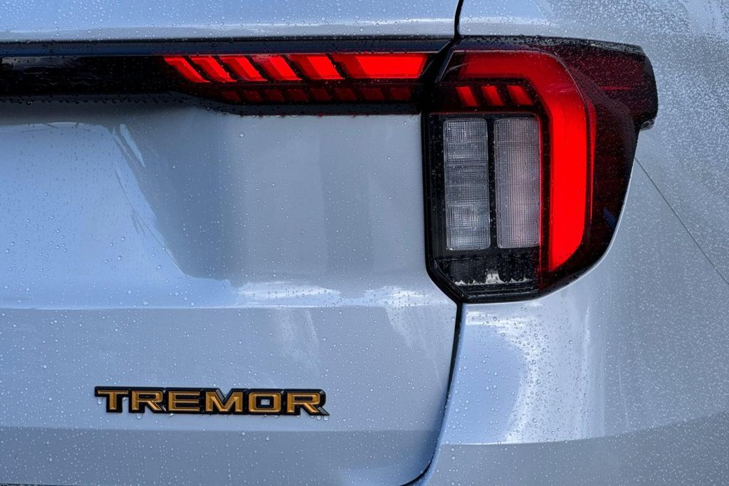 2026 FORD EXPLORER TREMOR thumbnail 32
