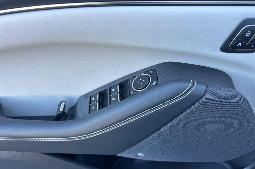 2026 FORD MUSTANG MACH-E PREMIUM 照片 8