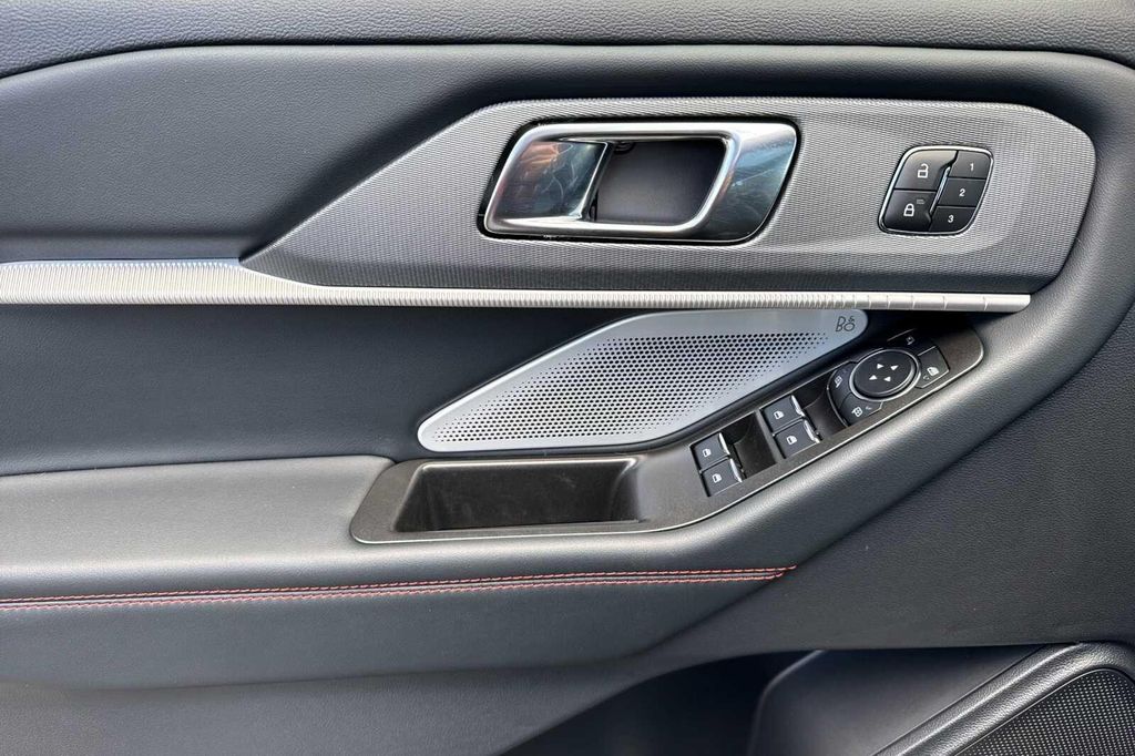 2026 FORD EXPLORER ST 照片 8