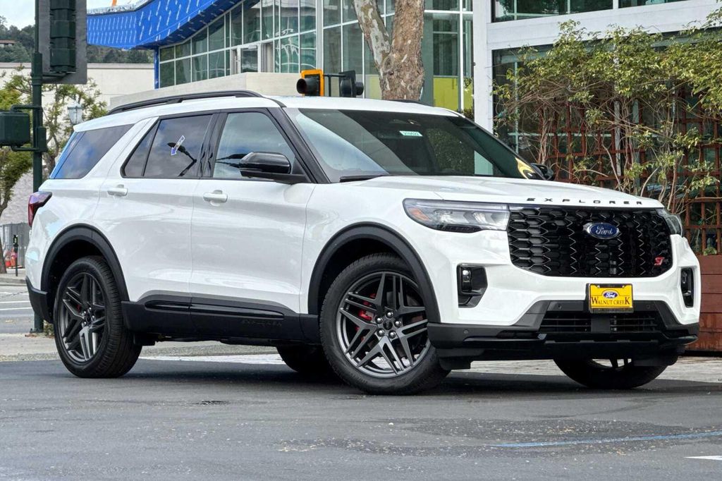 2026 FORD EXPLORER ST 照片 2