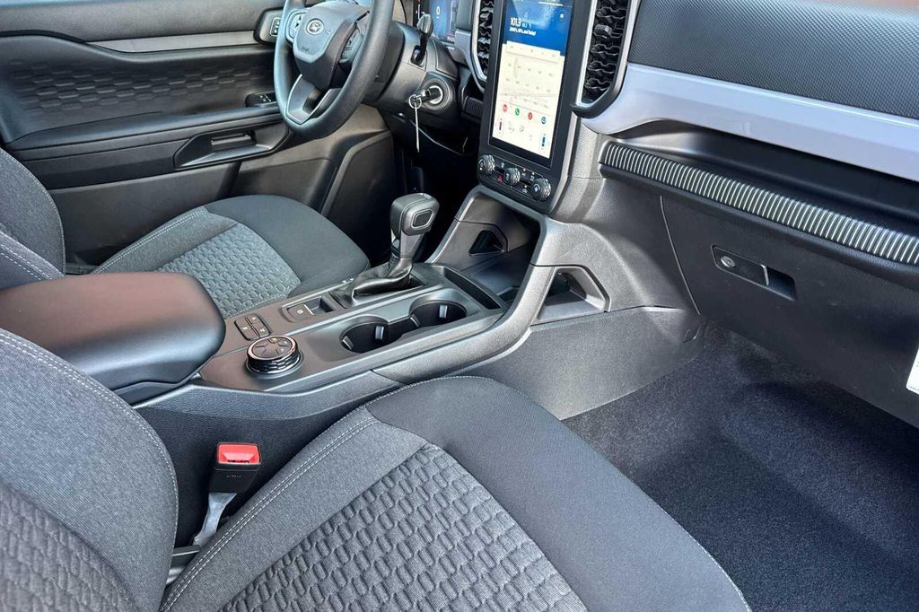 صورة 9 لـ 2026 FORD RANGER XL