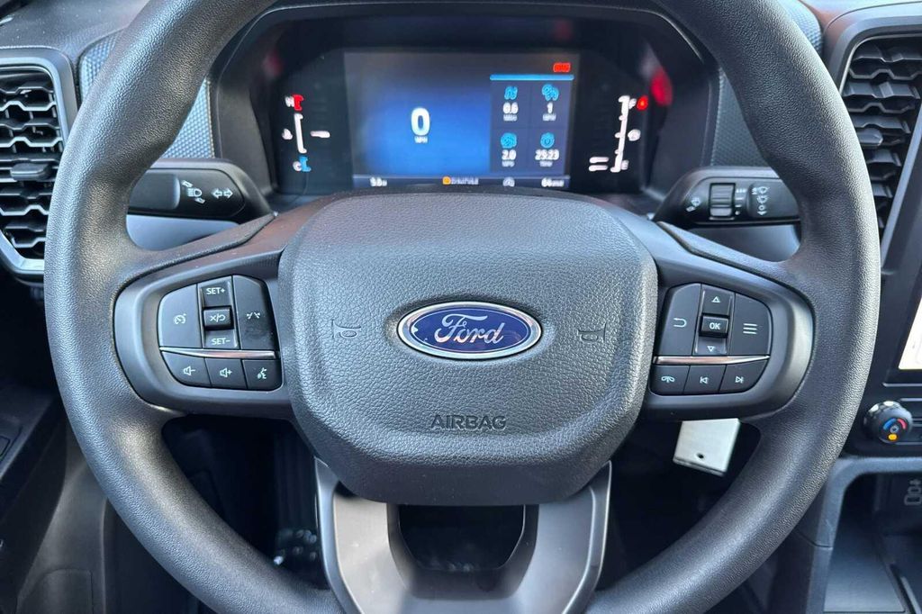 صورة مصغرة 15 لـ 2026 FORD RANGER XL