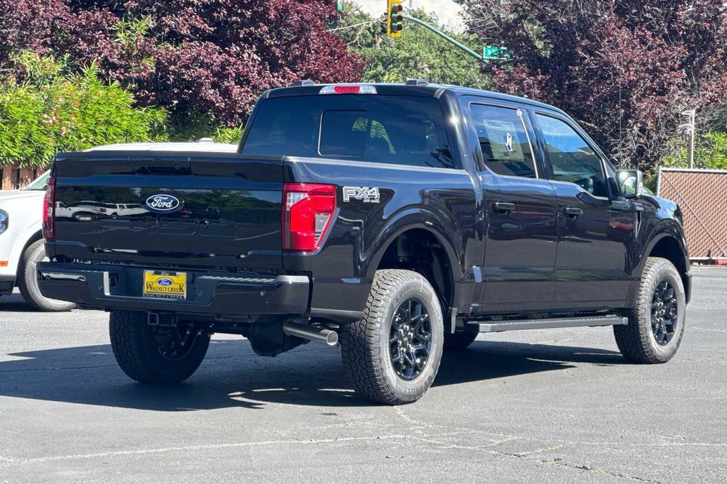 2026 FORD F-150 XLT — фото 4