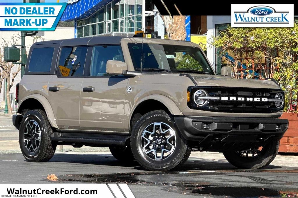 صورة 1 لـ 2026 FORD BRONCO OUTER BANKS