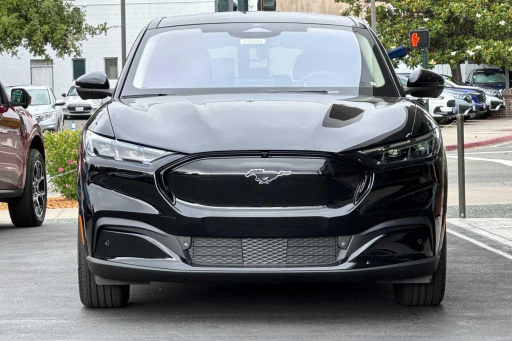 صورة 6 لـ 2026 FORD MUSTANG MACH-E PREMIUM