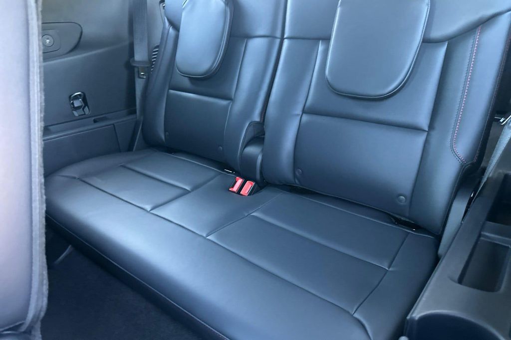 2026 FORD EXPLORER ST 缩略图 12