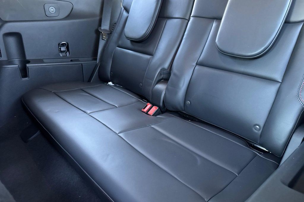2026 FORD EXPLORER ST 缩略图 12