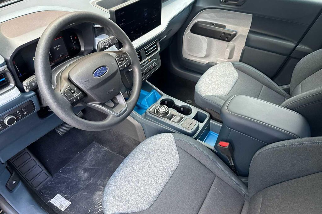 صورة 7 لـ 2026 FORD MAVERICK XLT