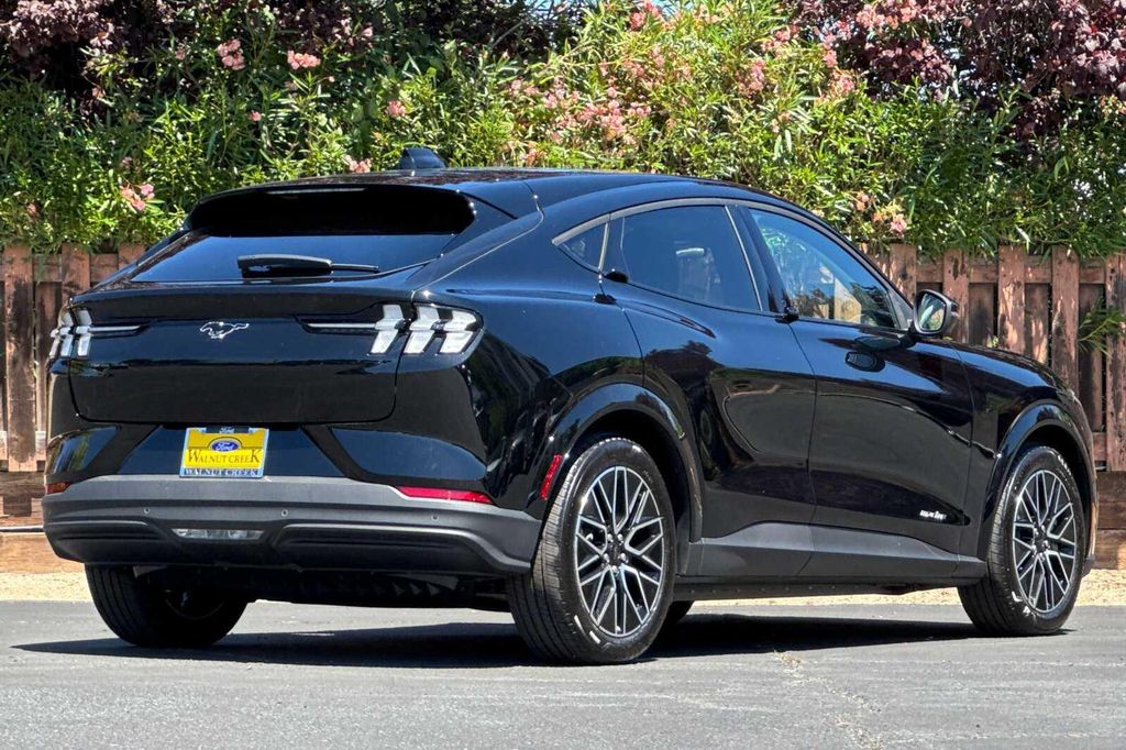 2026 FORD MUSTANG MACH-E PREMIUM thumbnail 12