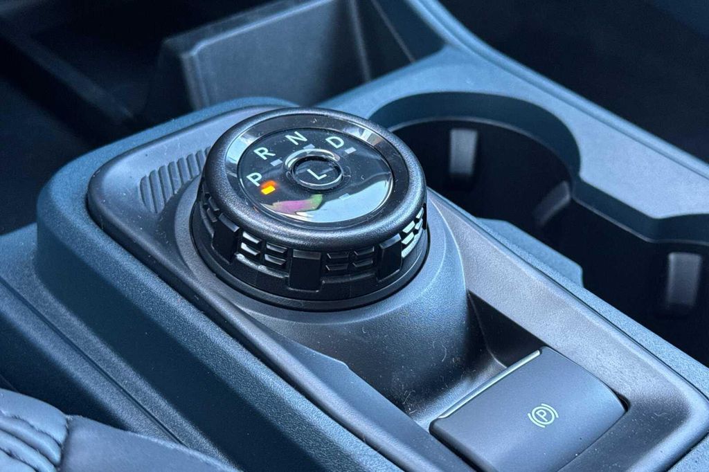 2026 FORD MAVERICK LARIAT — миниатюра 18