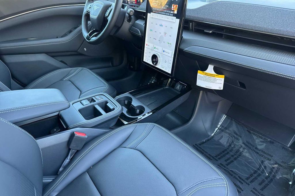 2026 FORD MUSTANG MACH-E PREMIUM 缩略图 13