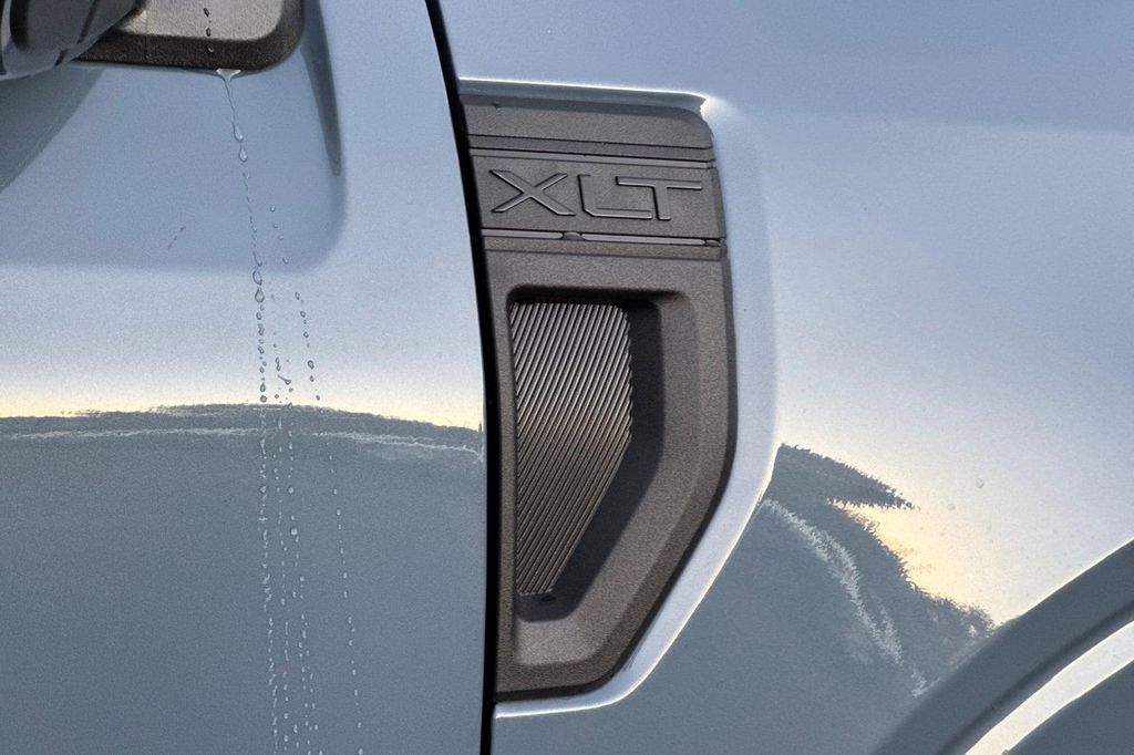 2025 FORD MAVERICK XLT 缩略图 22