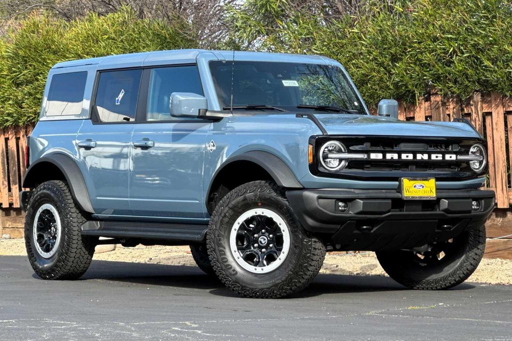 2025 FORD BRONCO OUTER BANKS — фото 2