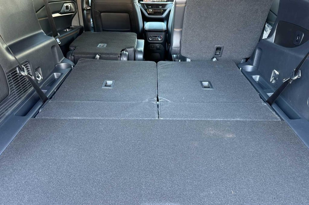 2026 FORD EXPLORER TREMOR 缩略图 20