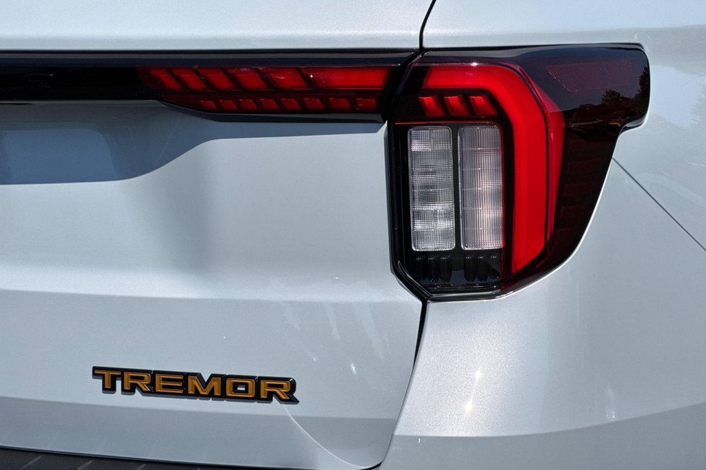2026 FORD EXPLORER TREMOR 缩略图 32