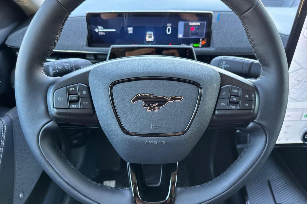 صورة مصغرة 21 لـ 2026 FORD MUSTANG MACH-E PREMIUM