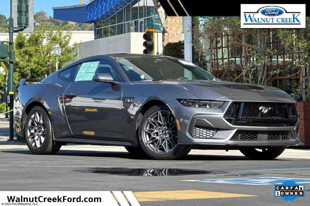 2026 FORD MUSTANG GT PREMIUM — фото 1