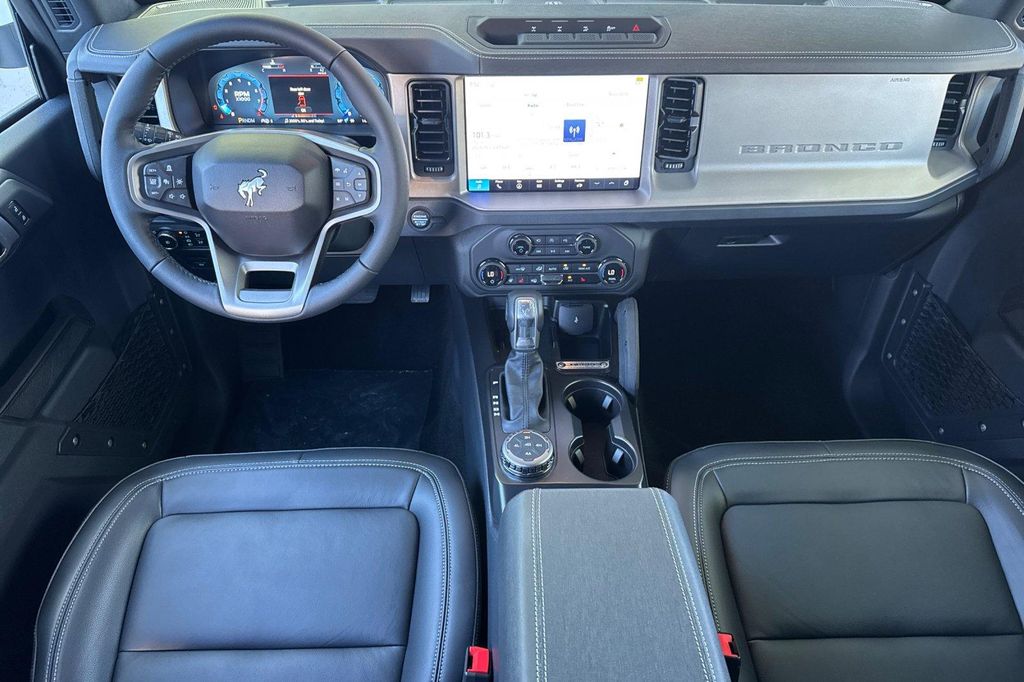 2026 FORD BRONCO OUTER BANKS 照片 10