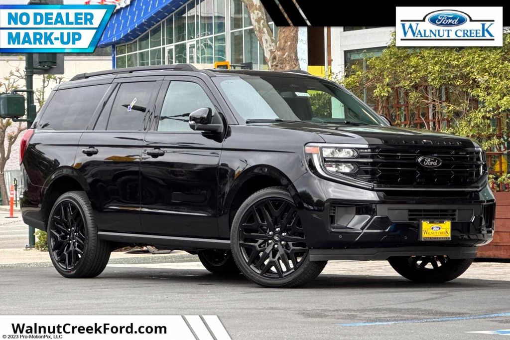 New 2026 Ford Expedition Platinum