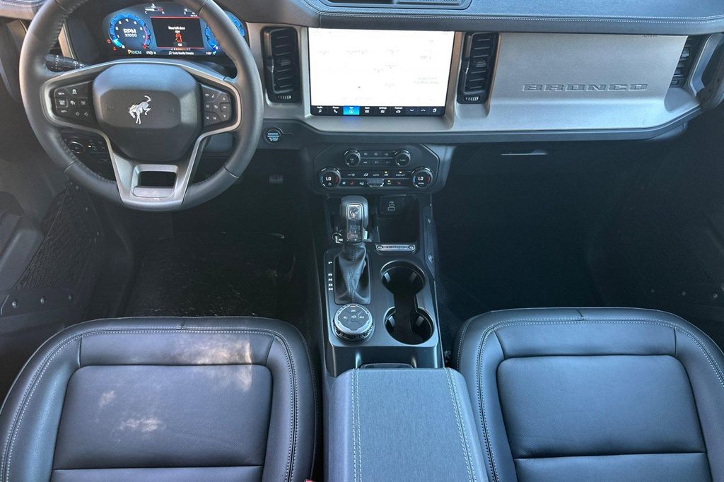 2026 FORD BRONCO OUTER BANKS photo 10