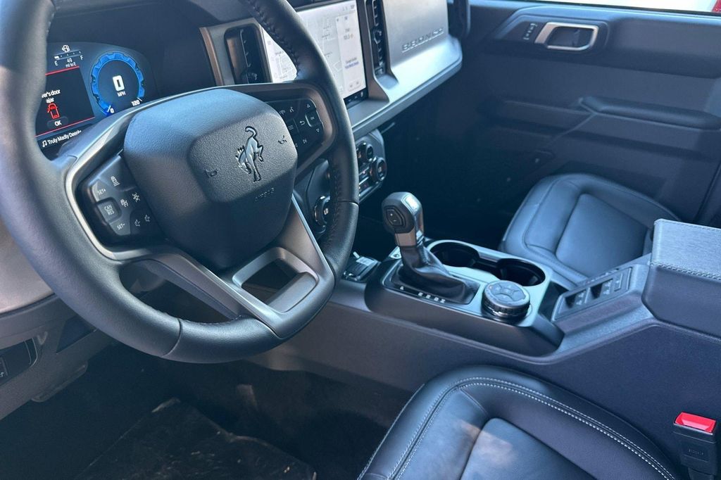 2026 FORD BRONCO OUTER BANKS photo 7
