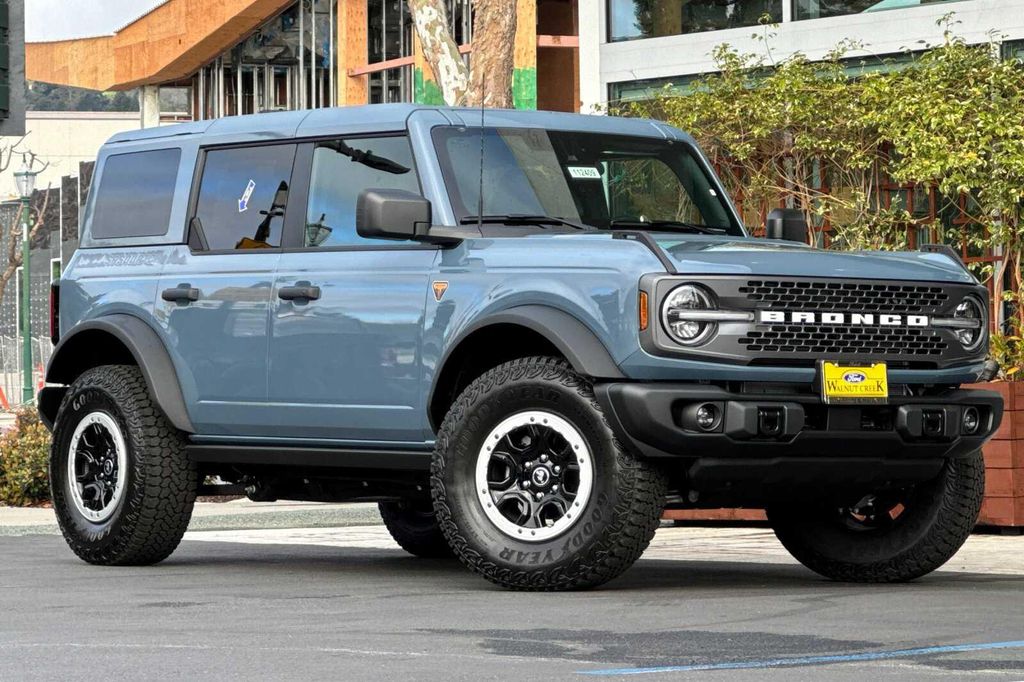 2025 FORD BRONCO BADLANDS 照片 2
