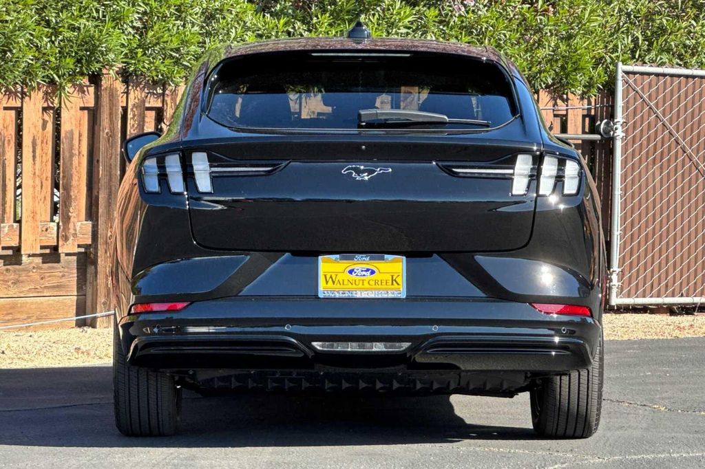 2026 FORD MUSTANG MACH-E PREMIUM photo 5