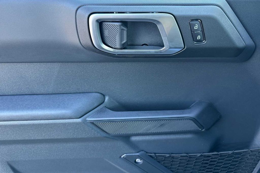2025 FORD BRONCO BIG BEND photo 8