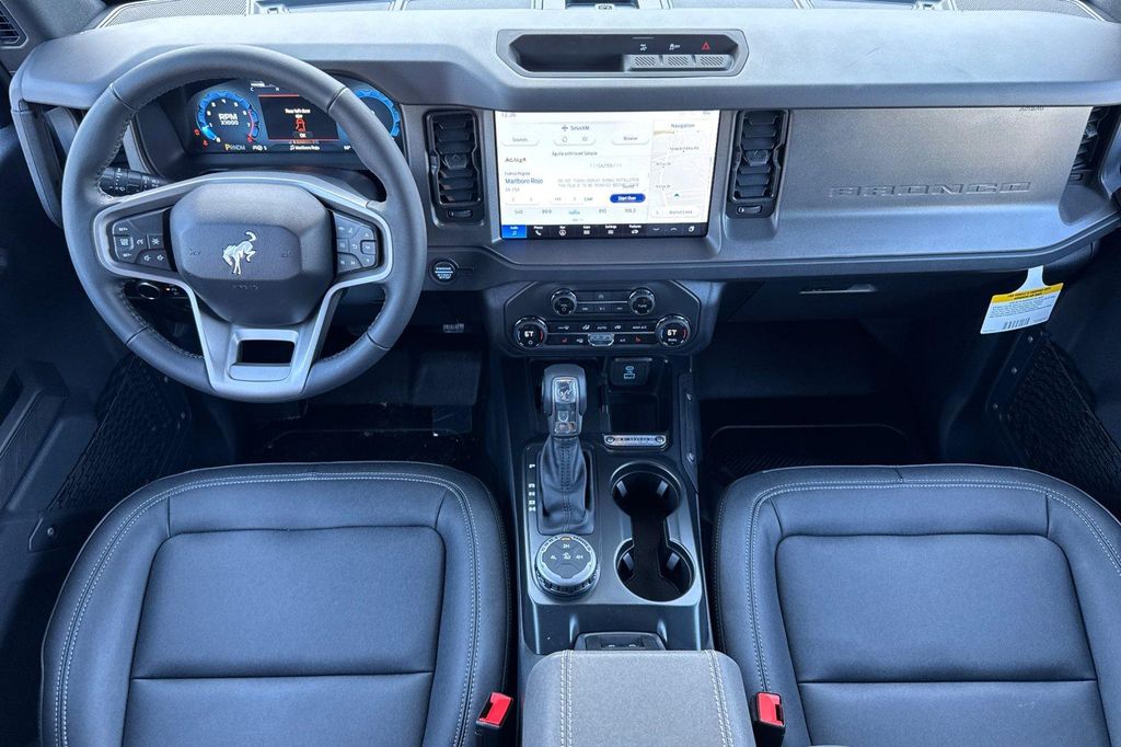2025 FORD BRONCO BIG BEND photo 10