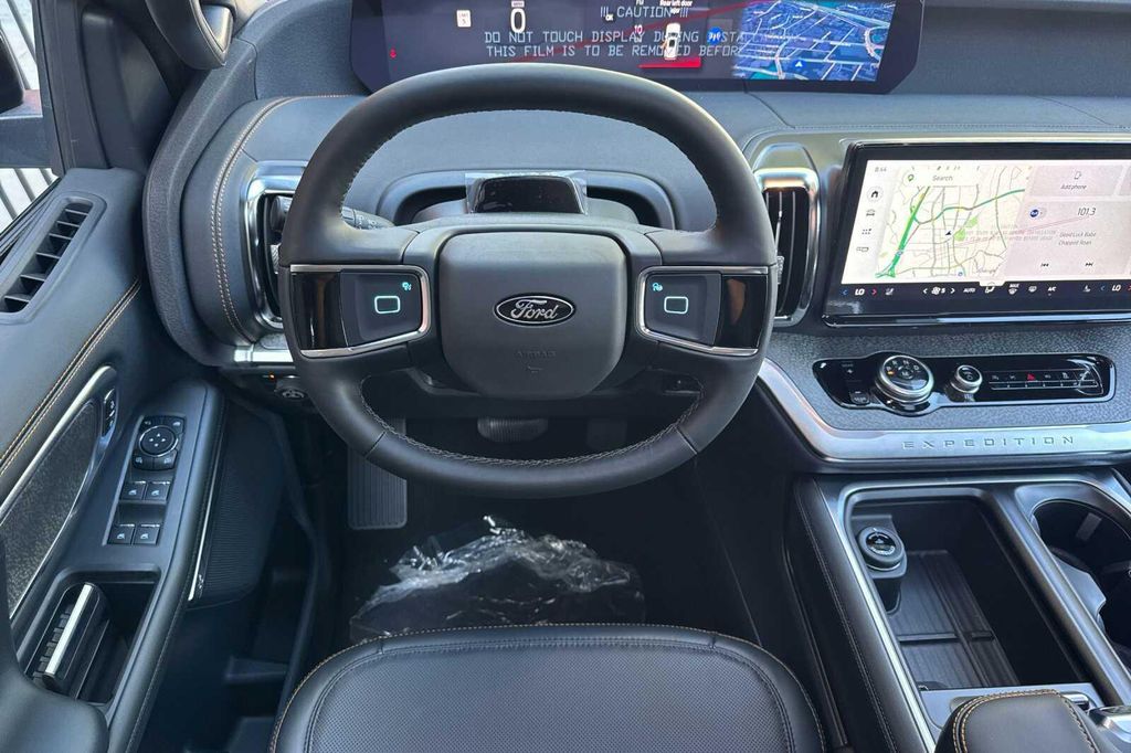 2026 FORD EXPEDITION TREMOR 缩略图 19
