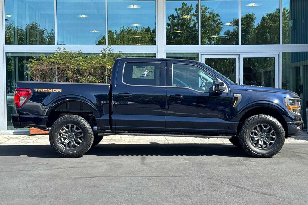 FORD F-150 TREMOR - 10