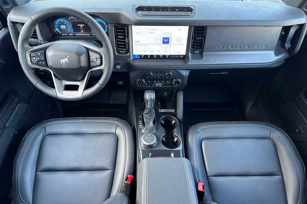 FORD BRONCO BADLANDS - 10