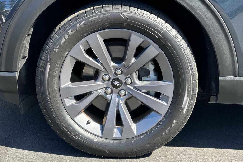 صورة مصغرة 27 لـ 2023 FORD EXPLORER XLT