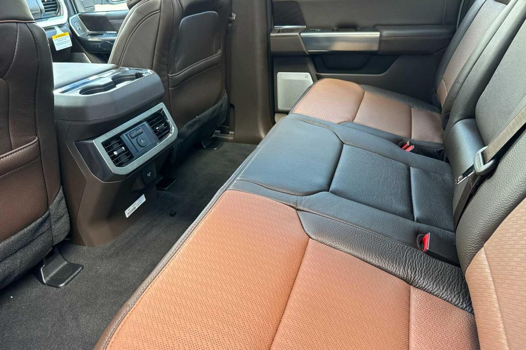 2026 FORD F-250 KING RANCH 照片 9