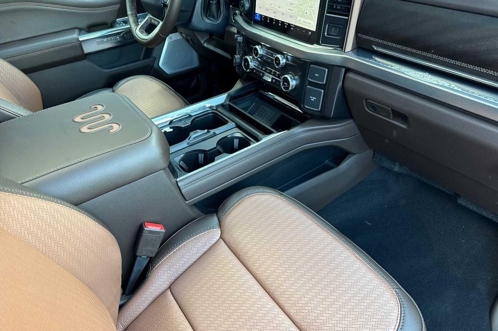 2026 FORD F-250 KING RANCH — миниатюра 12