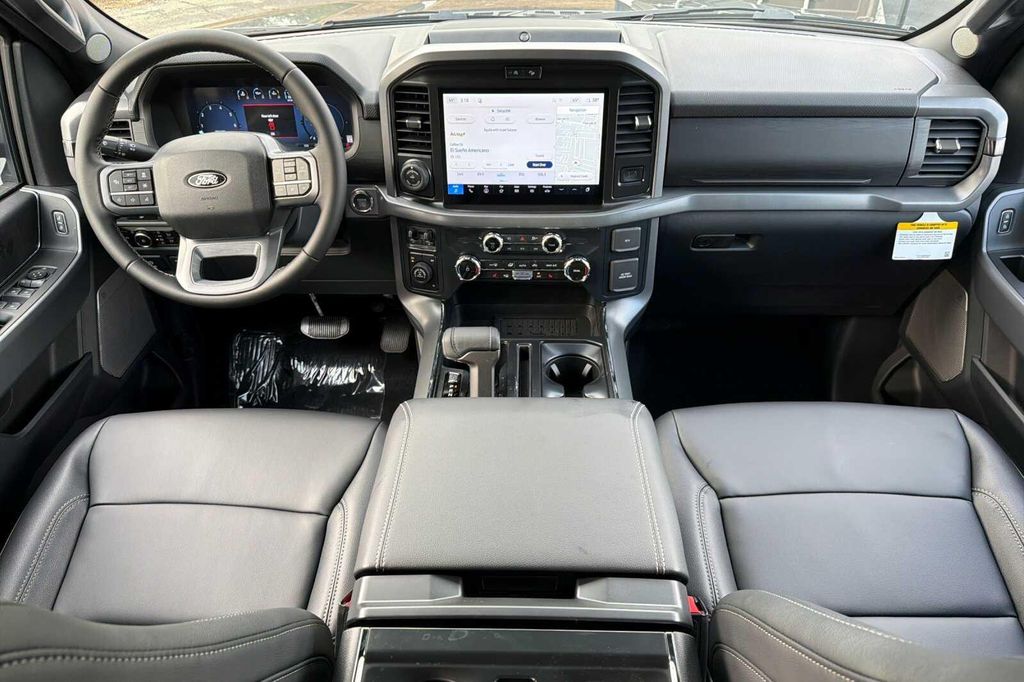 صورة 10 لـ 2026 FORD F-150 XLT