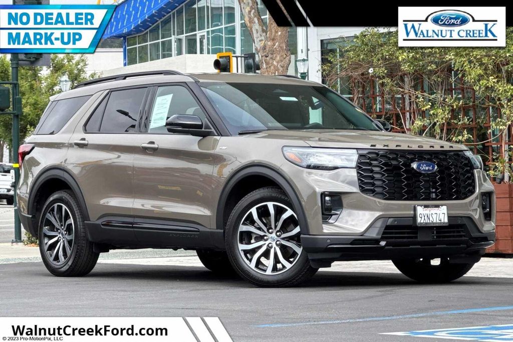 New 2026 Ford Explorer ST-Line