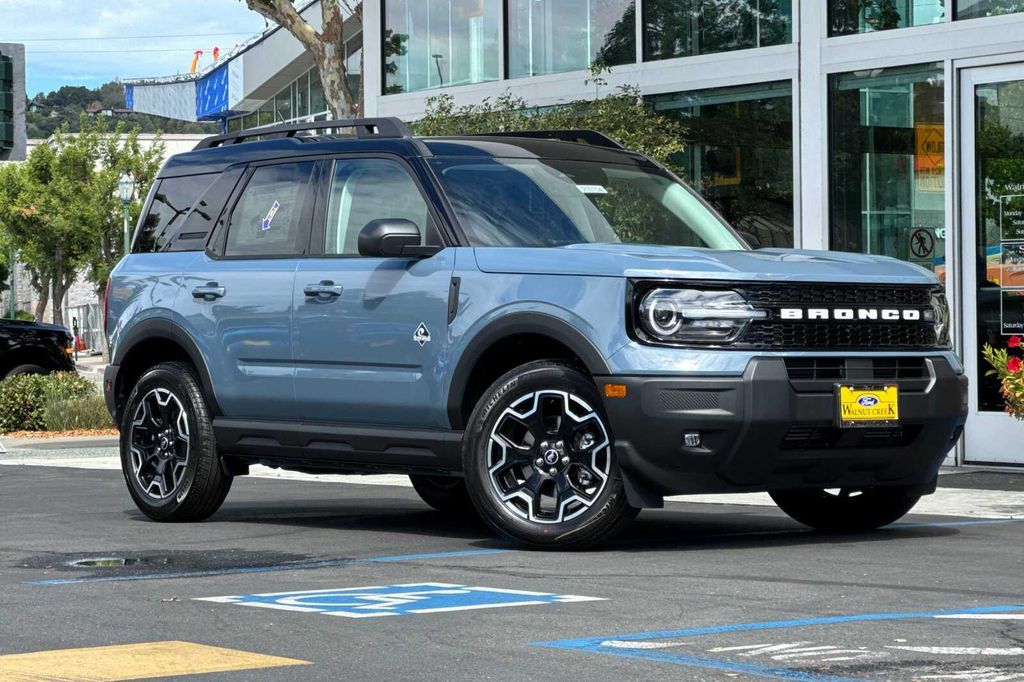 صورة 2 لـ 2026 FORD BRONCO SPORT OUTER BANKS