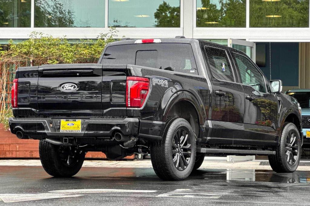 2026 FORD F-150 LARIAT — миниатюра 12