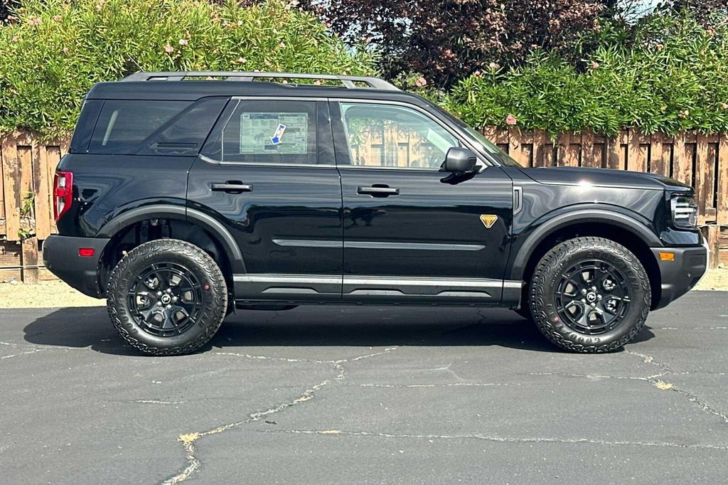 2026 FORD BRONCO SPORT BADLANDS 缩略图 3