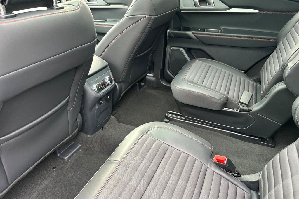 صورة مصغرة 16 لـ 2026 FORD EXPLORER ST-LINE