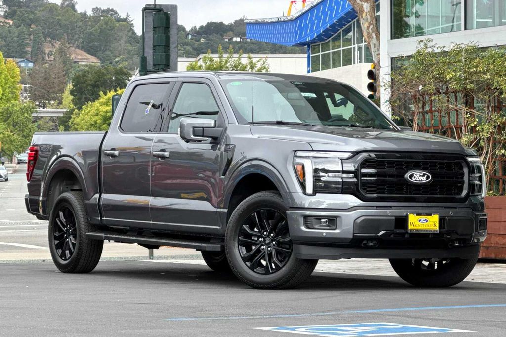 2026 FORD F-150 LARIAT 照片 2