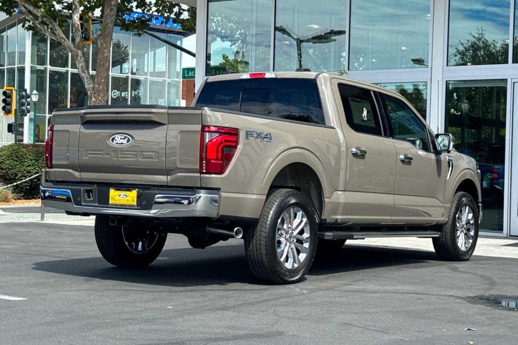 2026 FORD F-150 LARIAT — фото 4