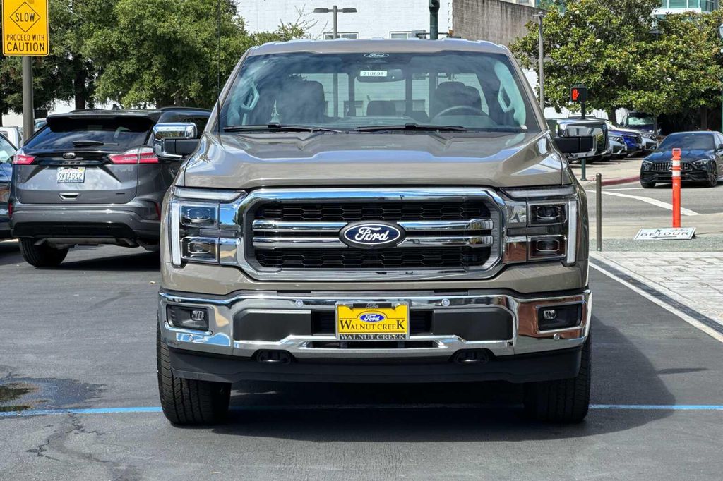 2026 FORD F-150 LARIAT — фото 6