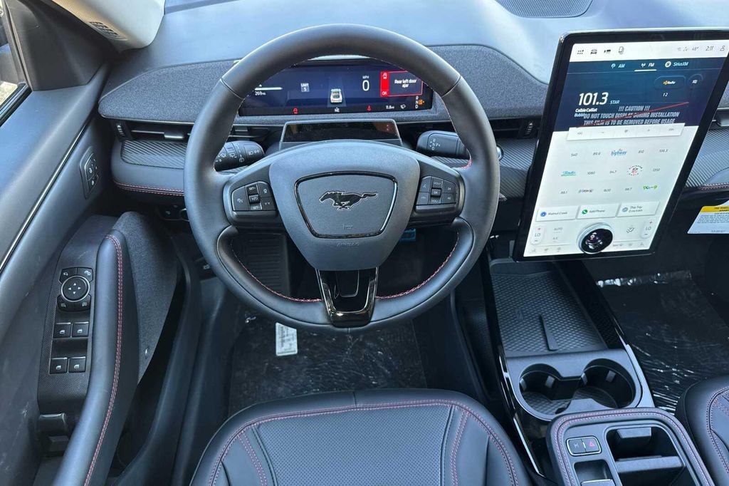 صورة مصغرة 11 لـ 2026 FORD MUSTANG MACH-E PREMIUM