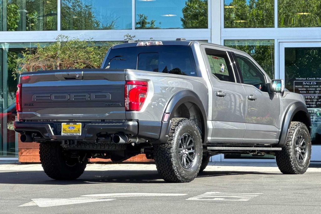 صورة 4 لـ 2026 FORD F-150 RAPTOR