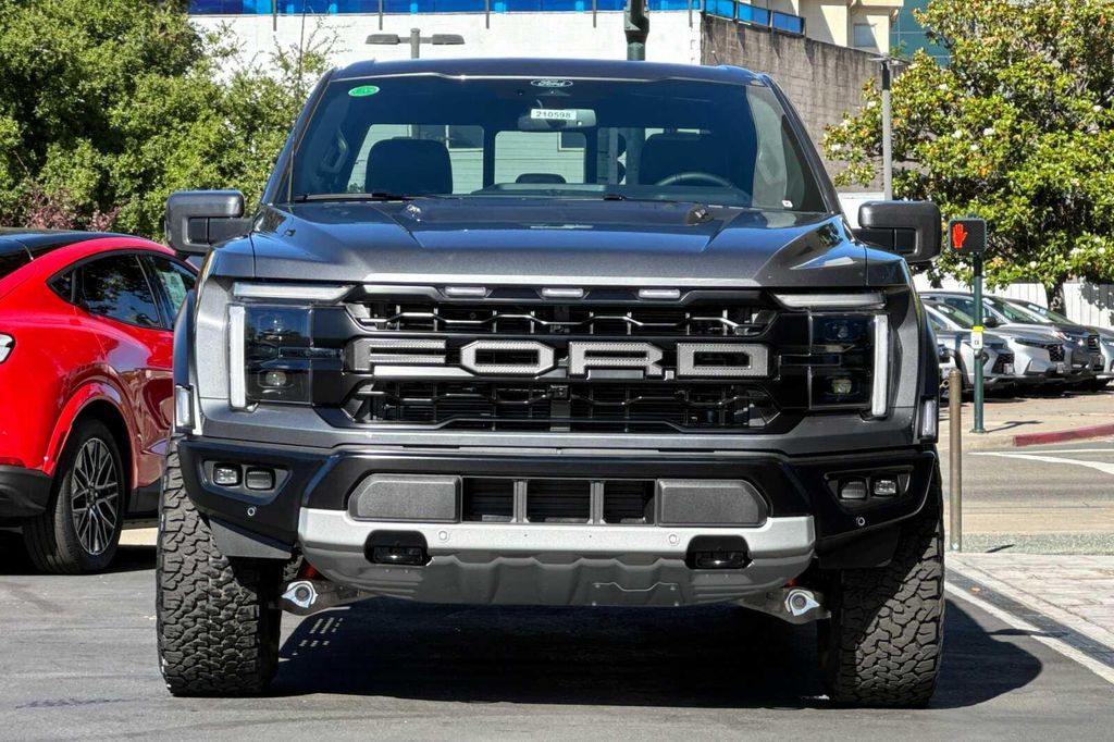 صورة 6 لـ 2026 FORD F-150 RAPTOR