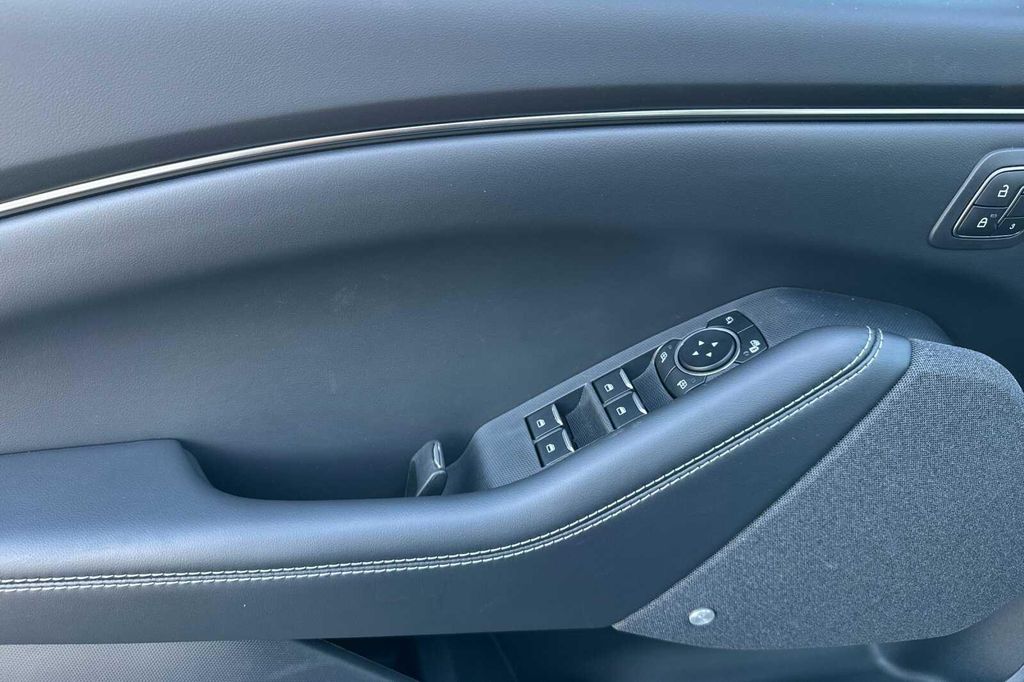 2026 FORD MUSTANG MACH-E PREMIUM 照片 8