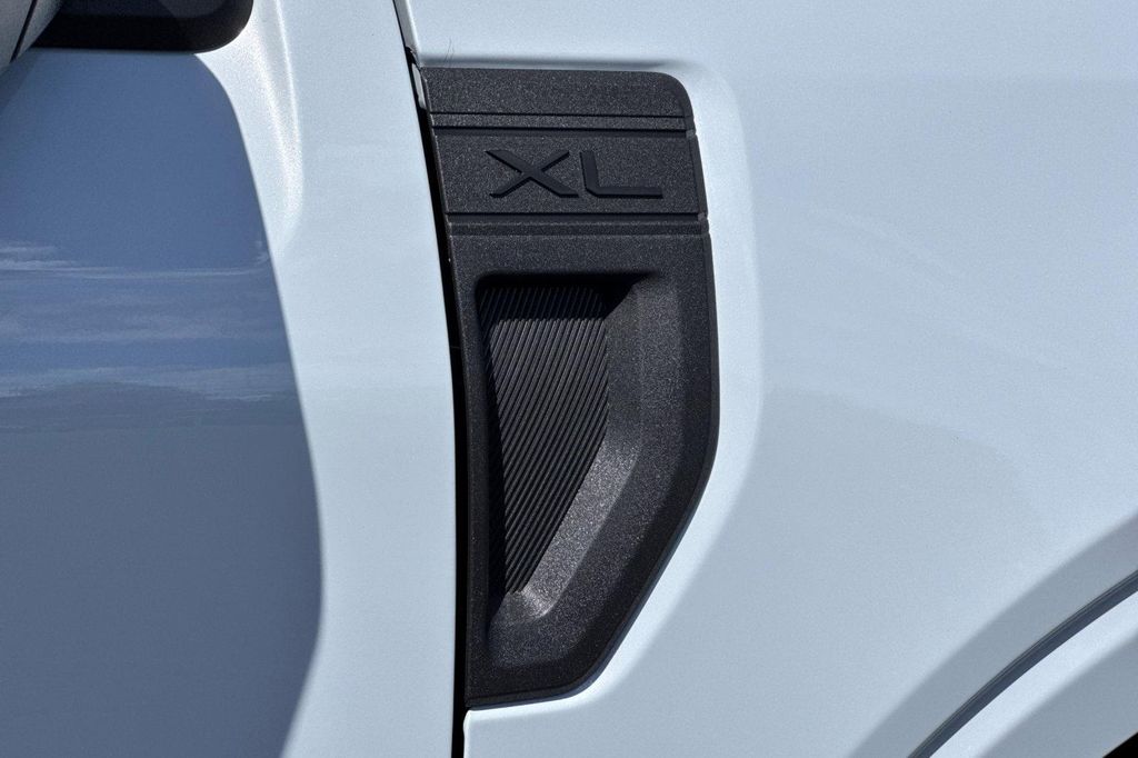 2026 FORD MAVERICK XL 缩略图 28